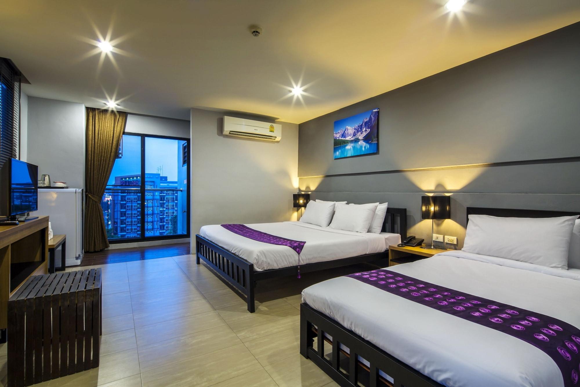 Livotel Hotel Lat Phrao Banguecoque Exterior foto